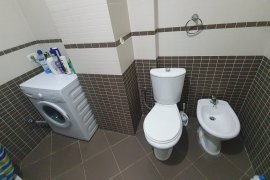 Super 2+1+2WC, tek Pazari i Ri (afer Qendres) , Location