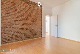 Shitet Apartament 2+1, I Pabanuar me Cdo Gje te Re, Vente