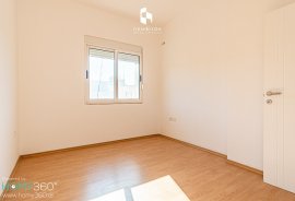 Shitet Apartament 2+1, I Pabanuar me Cdo Gje te Re, Venta