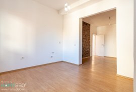 Shitet Apartament 2+1, I Pabanuar me Cdo Gje te Re, Vente