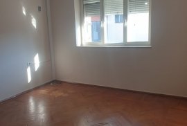 Shitet, Apartament 3+1, Myslym Shyri, Tiranë, Eladás