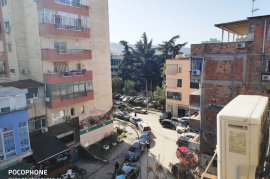 2+1+Ballkon (76 m2) - Grepi i Arte (Myslym Shyr) , Location