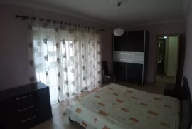 Apartament 2+1 me qera ne rrugen “Ndre Mjeda”, Qera