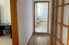 Shitet apartament 4+1 me Hipoteke..!!, Eladás