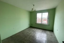 Apartament 2+1 ne shitje te “Pazari i Ri”, Eladás