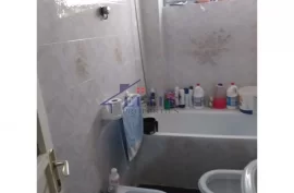 Apartament 3+1 ne shitje te “Shkolles se Bashkuar&, Shitje