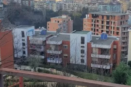 Shitet apartament 2+1 me Hipotek... K Botanik..!!, Shitje