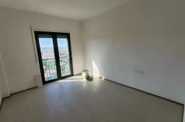 Apartament 1+1 me qira në “Green City”, Alquiler