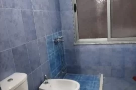 Jepet me qera apartament 1+1, Ενοικίαση