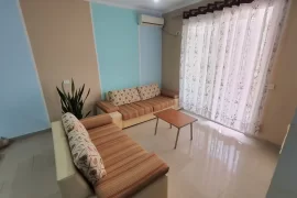 Apartament 2+1 me qira në “Yzberisht” pranë KMY-së, Ενοικίαση