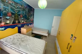 Apartament 2+1 në shitje në rrugën 