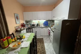 Apartament 2+1 në shitje te “Pallatet Shallvare”, Πώληση