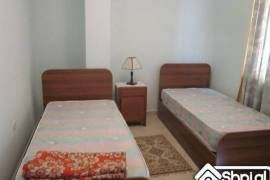 Apartament me qera