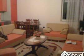 Apartament me qera