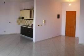 Apartament 2+1, Eladás