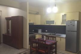 JEPET ME QERA APARTAMENT 2+1 i mob. kristal center, Affitto