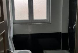 Apartament ne shitje, Vente