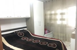 Shitet Apartament 1+1 ne Yzberish, Vente