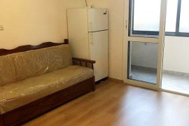 Apartament 2+1 (Pazari i Ri - Hoxha Tahsim) PARKET, Ενοικίαση