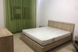 Apartament me qira, Affitto