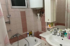 Shitet apartament 3+1+2 Tek Stadiumi Dinamo, Venta