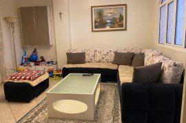 Shitet apartament 3+1+2 Tek Stadiumi Dinamo, Eladás