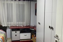 Shitet apartament 3+1+2 Tek Stadiumi Dinamo, Vente