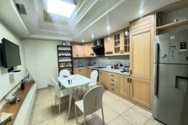 APARTAMENT 2+1 NE SHITJE NE BLLOK,TEK PETRO NINI, Πώληση