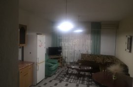 Jepet Me Qera Apartamenti 1+1 Ne Laprake, Bérlés