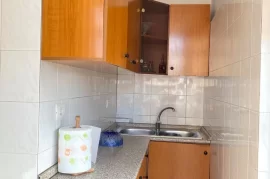 Apartament me qera 2+1 te restorant Durresi, Ενοικίαση