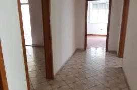 Shitet apartament 2+1 me Hipoteke.. Komuna Parisit, Venta