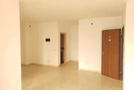 Shitet apartament 1+1+ballkon, PAGESE ME KESTE, Eladás