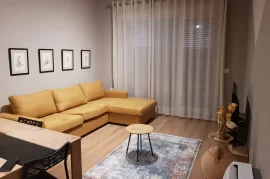 Apartament 2+1 me qira prane 21 Dhjetorit, Huren