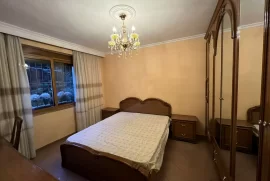 Apartament 2+1 në shitje në Blv. “Zhan D’ark”, Sale