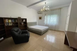 Apartament 3+1 me qira në 