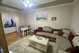 Apartament 2+1 në shitje në rrugën “Myslym Shyri”, Venta