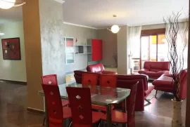 Apartamet 3+1 në shitje pranë rr. ”Pandi Dardha” , Venta