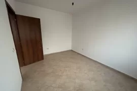 Tirane, Apartament per#Shitje, Eladás