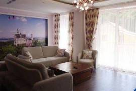 Apartament me Qira