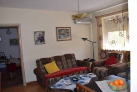 Shitet Apartament 3+1, Venta