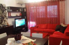 SHITET APARTAMENT 1+1 NË RRUGËN :”QEMAL STAFA”, Sale