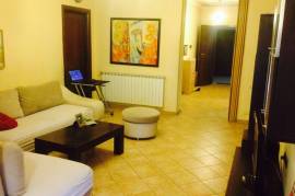 Shitet apartament 2+1 Myslym Shyri, Πώληση