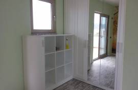 APARTAMENT 2+1 PER SHITJE NE UNAZEN E RE!, Verkauf