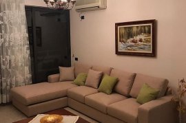 Apartament me qira, Affitto