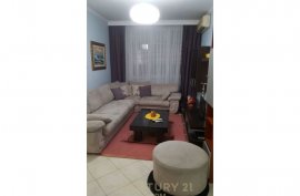 Shitet Apartament 2+1 te Kika 1, Venta