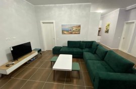 Jepet me qera apartament 2+1+parkim personal, Miete