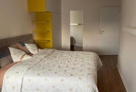 Jepet me qera apartament 2+1 ne 21 Dhjetori!, Qera