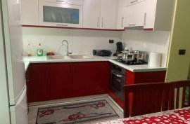 Shitet apartament 2+1 , Rr,Ferit Xhajko, prane Bar, Venta