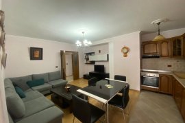 Shitet apartament 2+1+2 wc ne rrugen Sulejman Pash, Πώληση