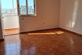 Shitet apartament  2+1 tek Don Bosko , Shitje